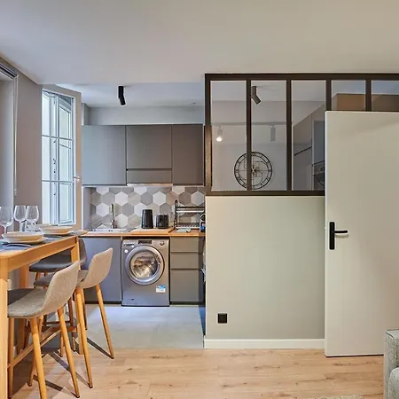 Apartment Louvre Museum By Prestige Paris